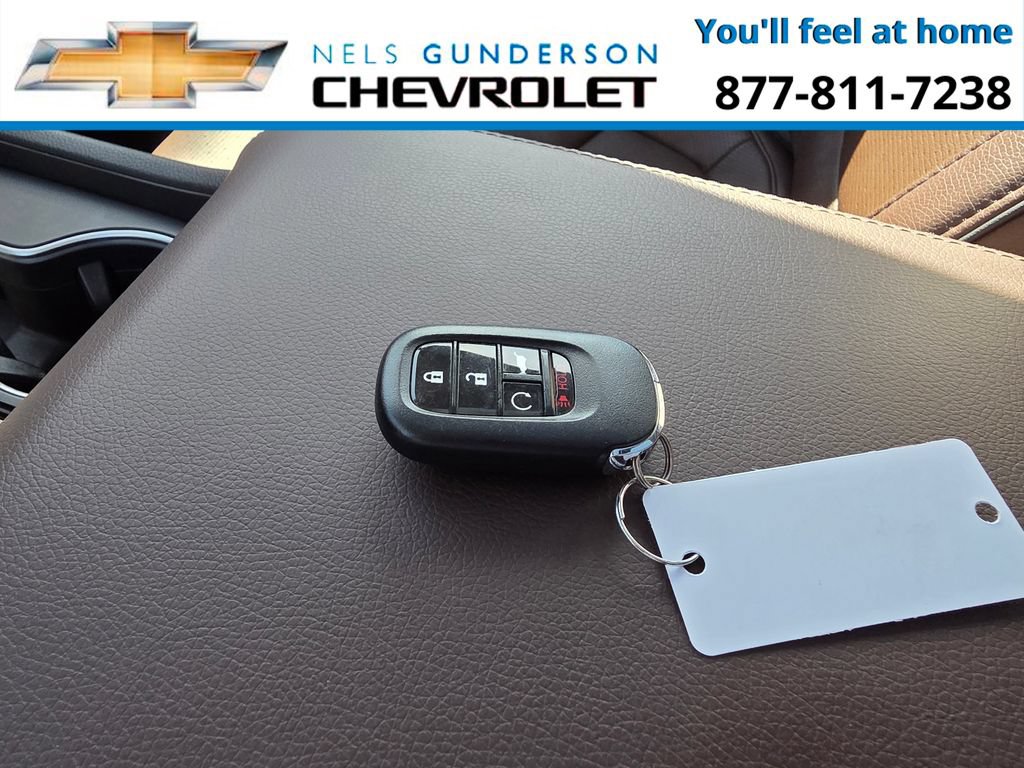 Used 2025 Honda Pilot Elite image 36