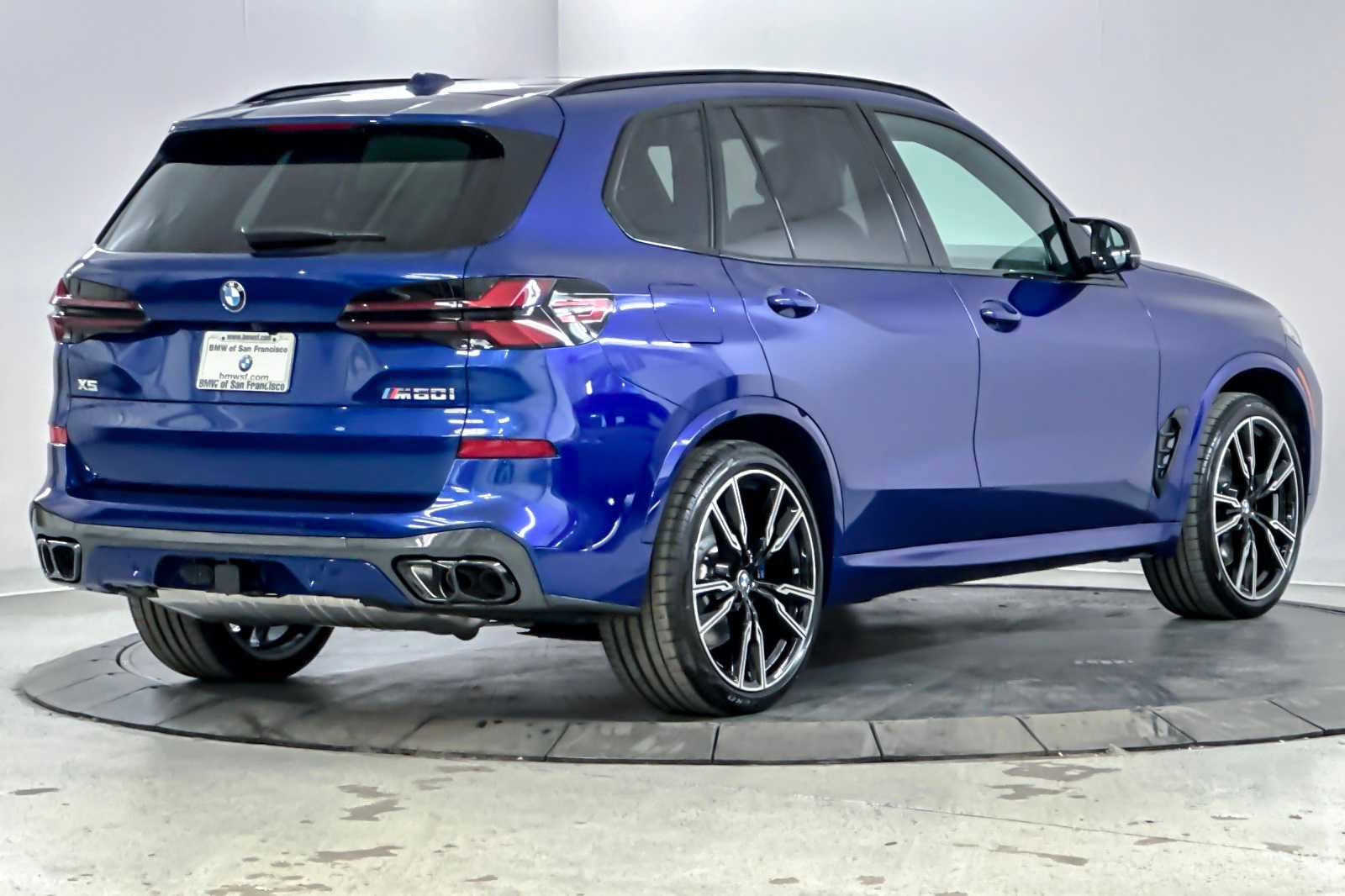 New 2026 BMW X5 M60i image 2