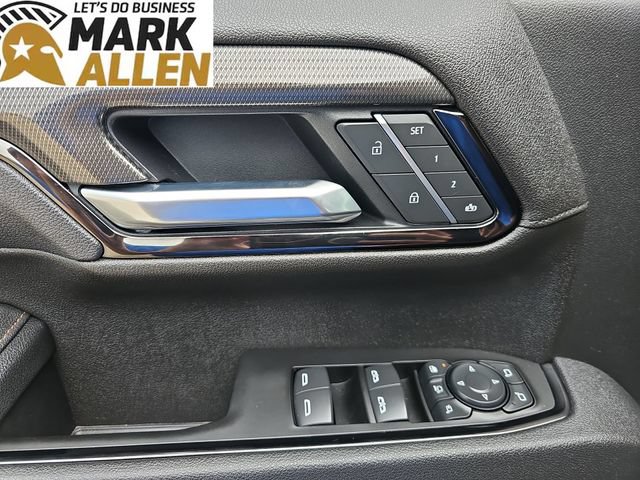 Used 2025 GMC Sierra 2500 AT4 AWD/4WD image 23