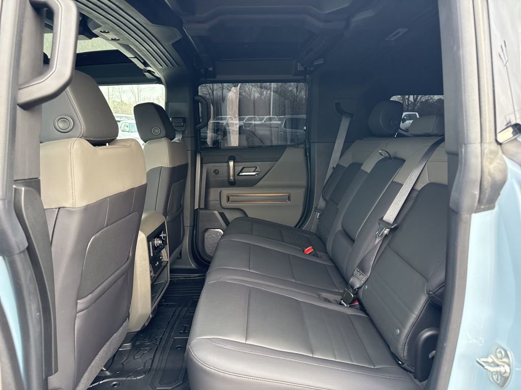 Used 2025 GMC Hummer EV 2X image 12