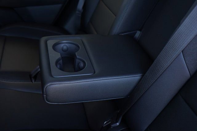 New 2026 Chevrolet Equinox EV LT image 24