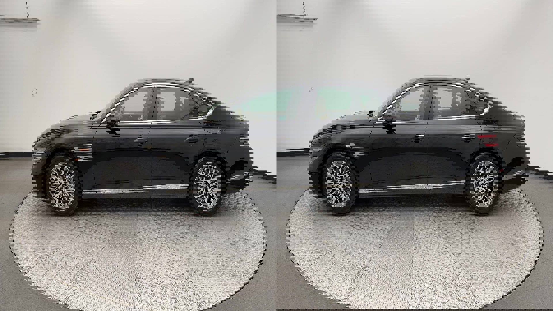 Certified 2025 Genesis G80 2.5T image 5