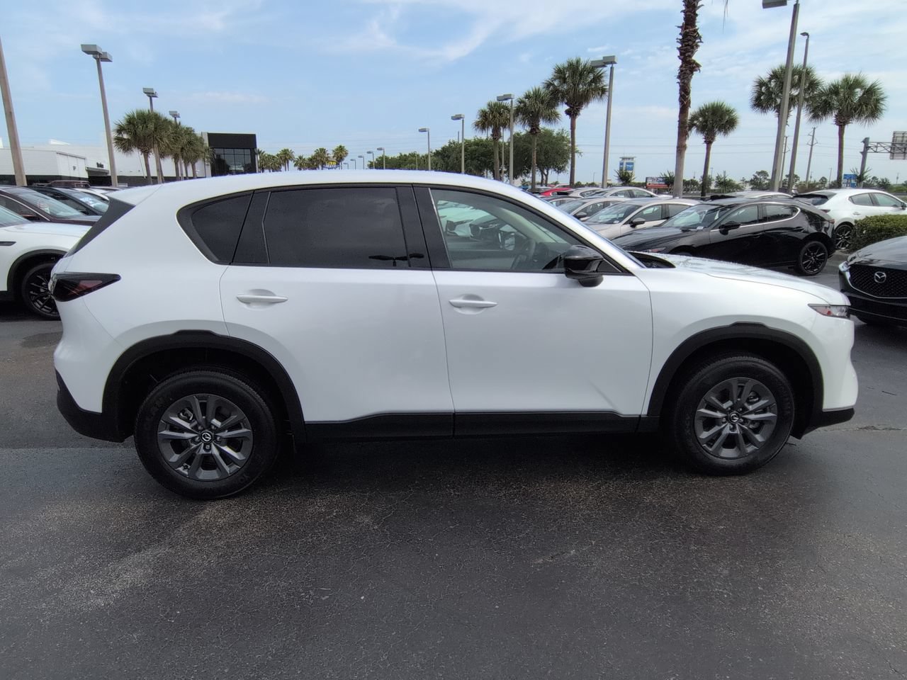 New 2026 MAZDA CX-5 Select AWD/4WD image 3
