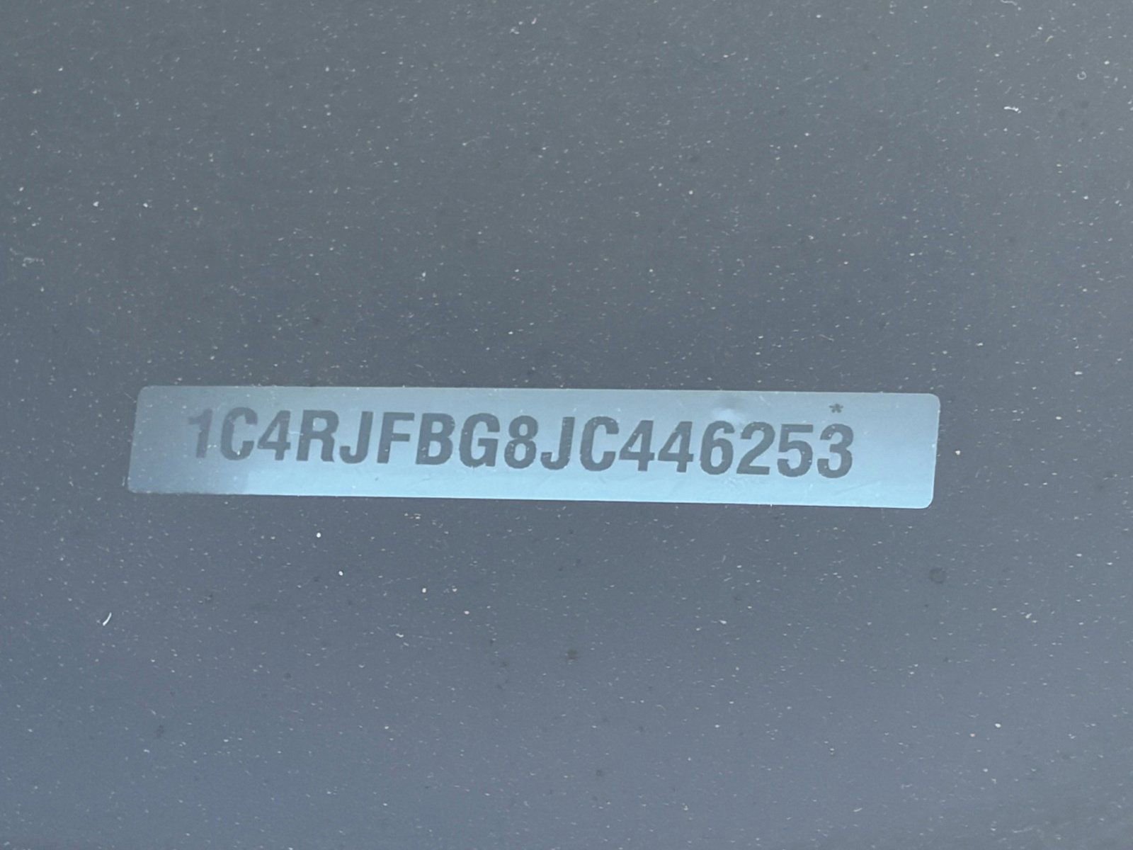 Used 2018 Jeep Grand Cherokee Limited image 34