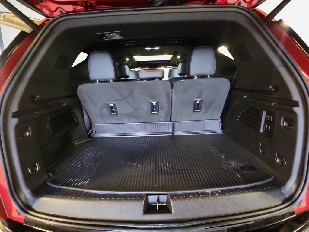 Certified 2025 Chevrolet Traverse RS AWD/4WD image 27