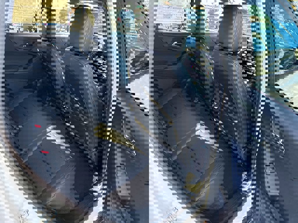 New 2026 Chevrolet Equinox LT w/ Convenience Package II image 33