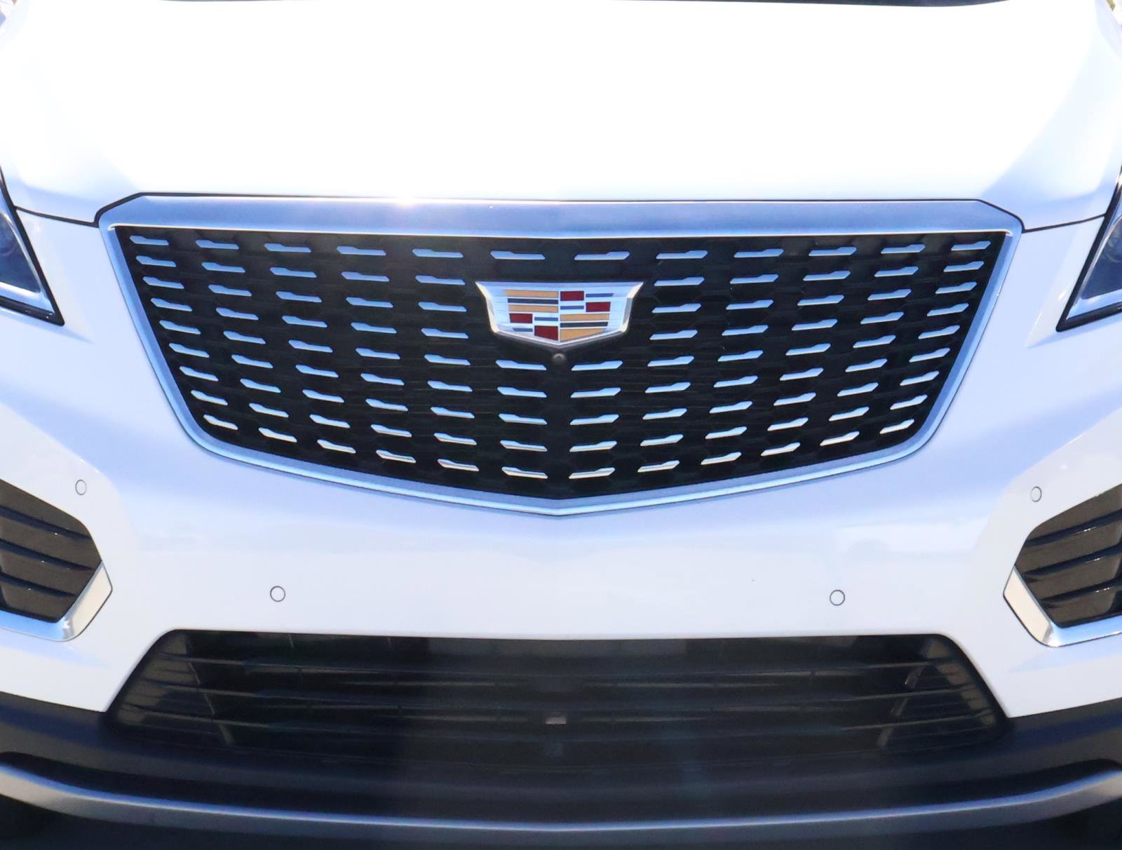Certified 2022 Cadillac XT5 Premium Luxury w/ Technology Package image 8