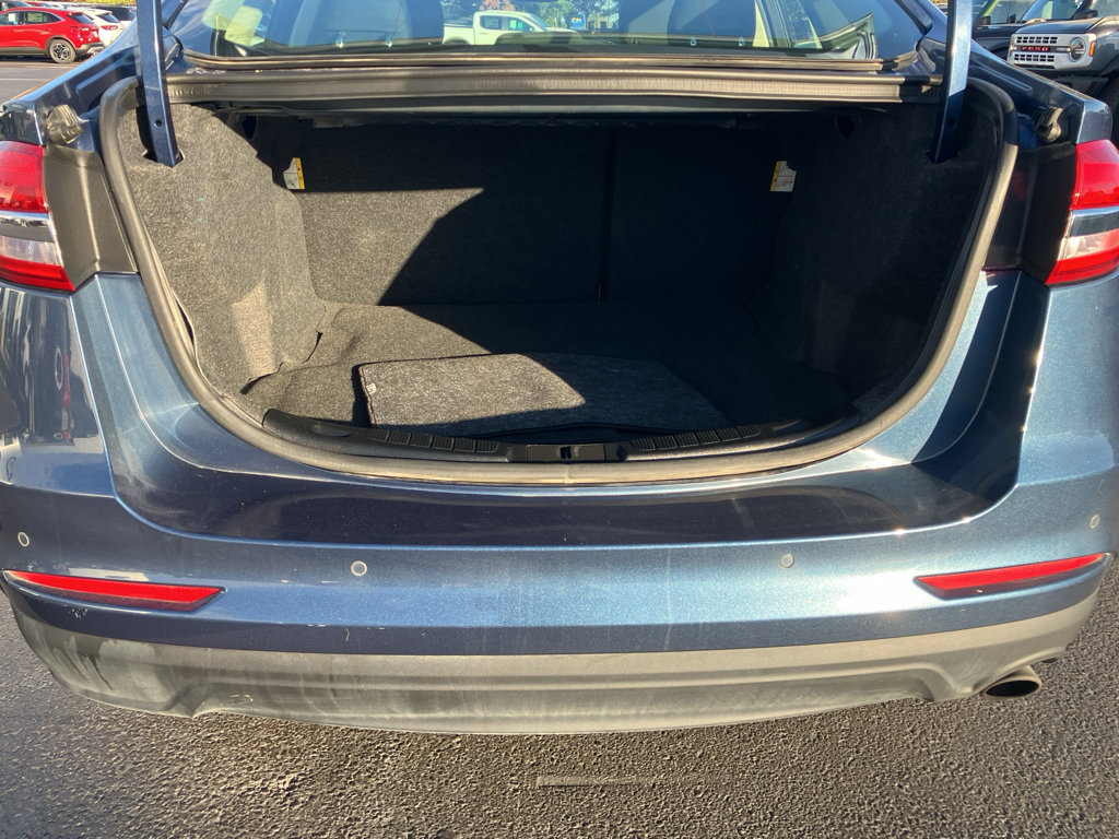 Certified 2019 Ford Fusion SE image 17