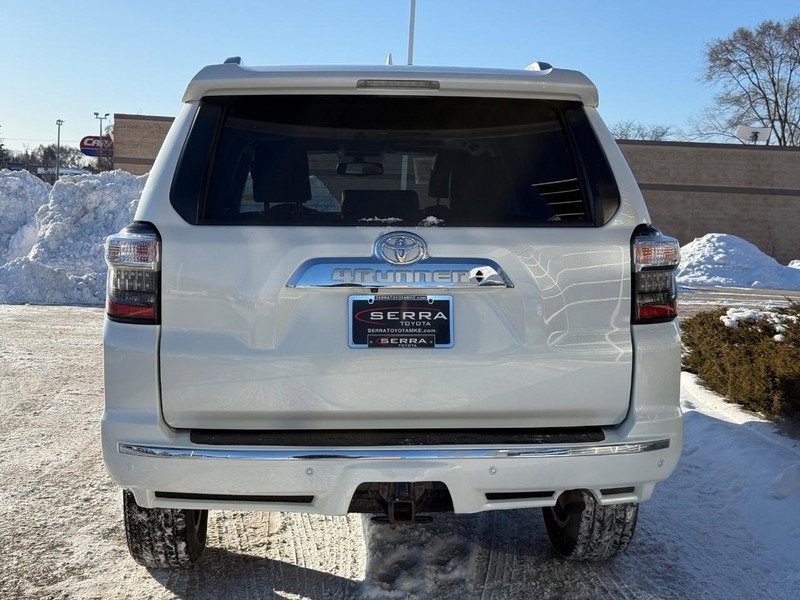 Used 2017 Toyota 4Runner Limited image 4