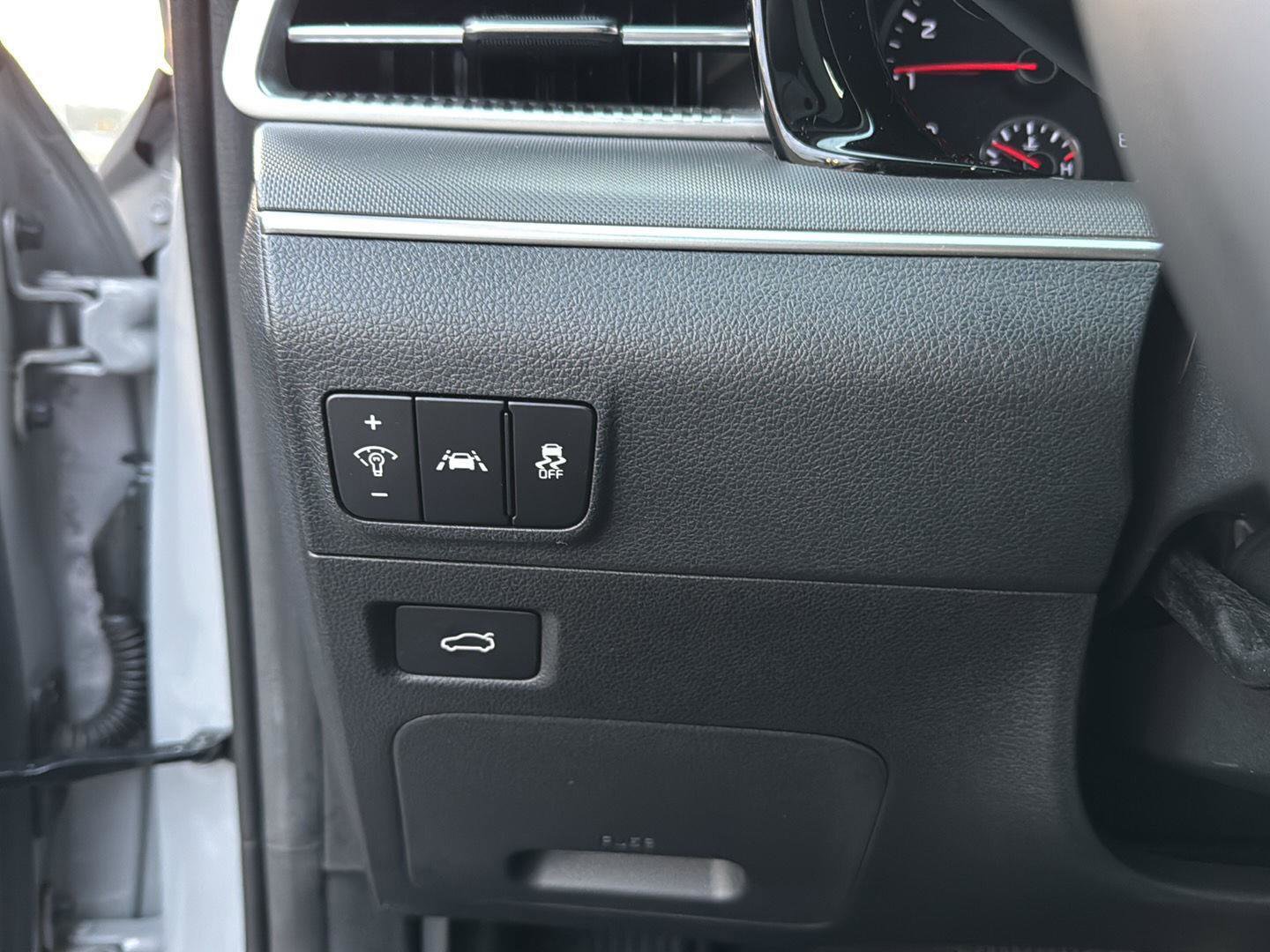 Used 2022 Kia K5 GT-Line w/ GT-Line FWD Premium Package image 21