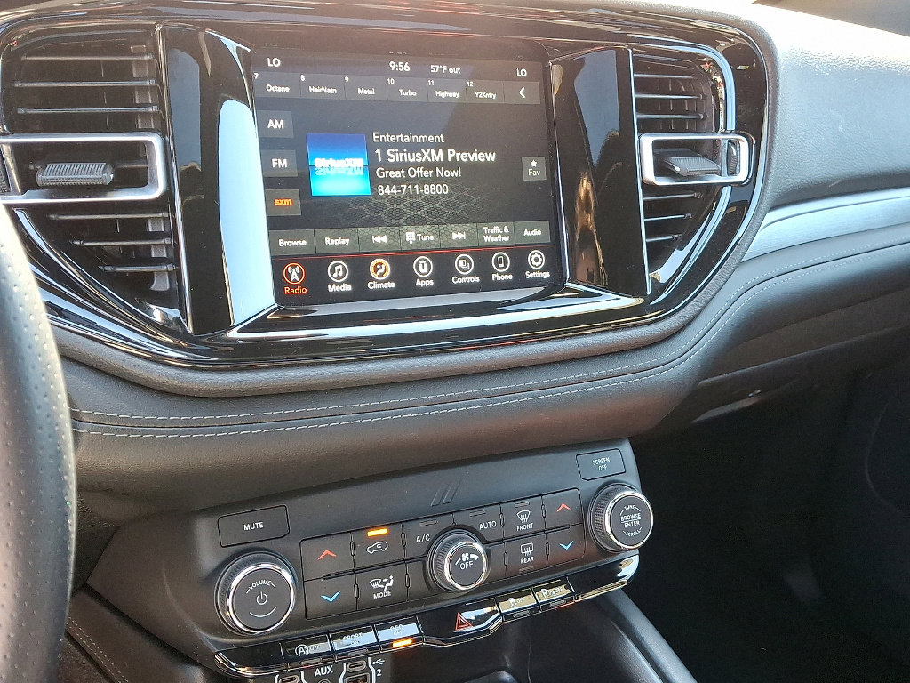 Certified 2022 Dodge Durango SXT w/ Blacktop Package AWD/4WD image 6