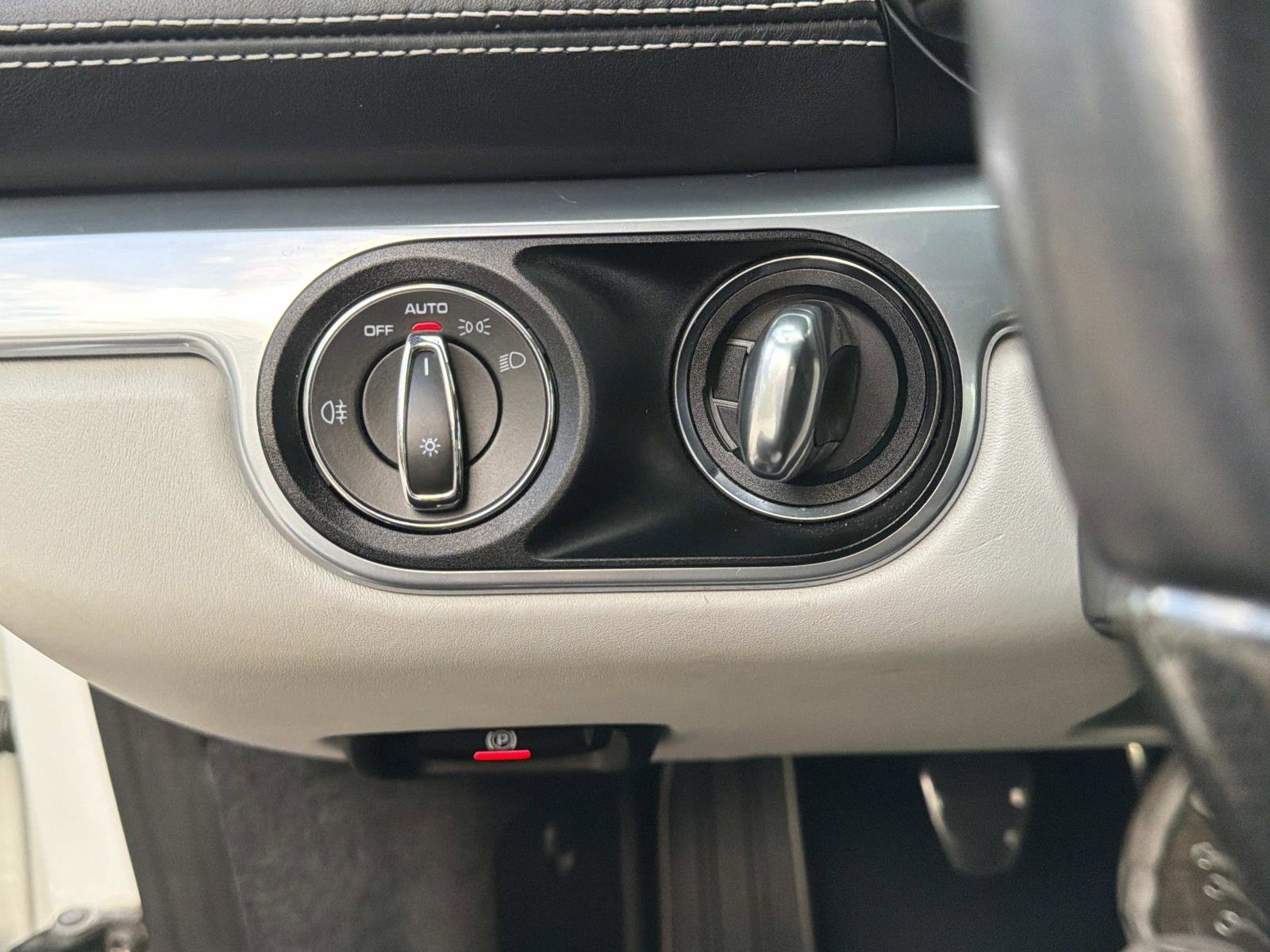 Used 2019 Porsche 718 Cayman S RWD image 25