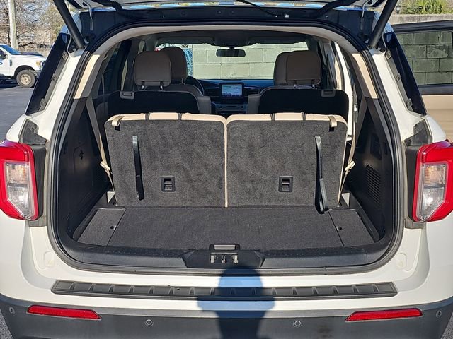 Used 2022 Ford Explorer XLT w/ Equipment Group 202A image 13