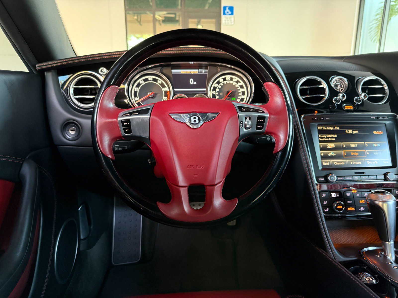 Used 2015 Bentley Continental GT V8 S image 35