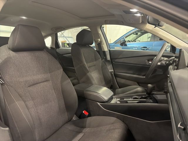 Used 2023 Honda Accord EX image 18