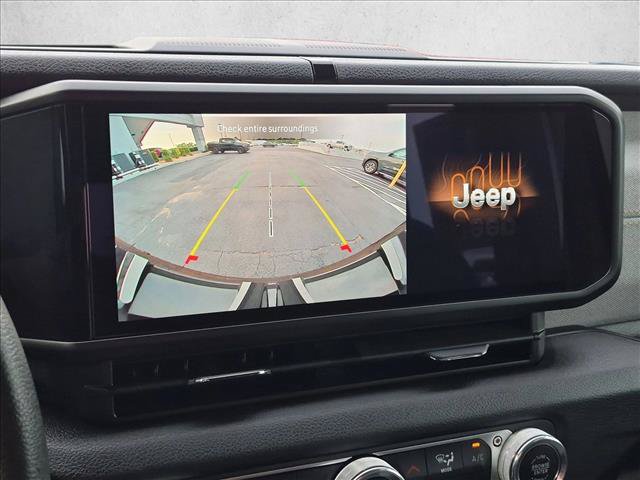 Used 2024 Jeep Wrangler Unlimited Sport AWD/4WD image 13
