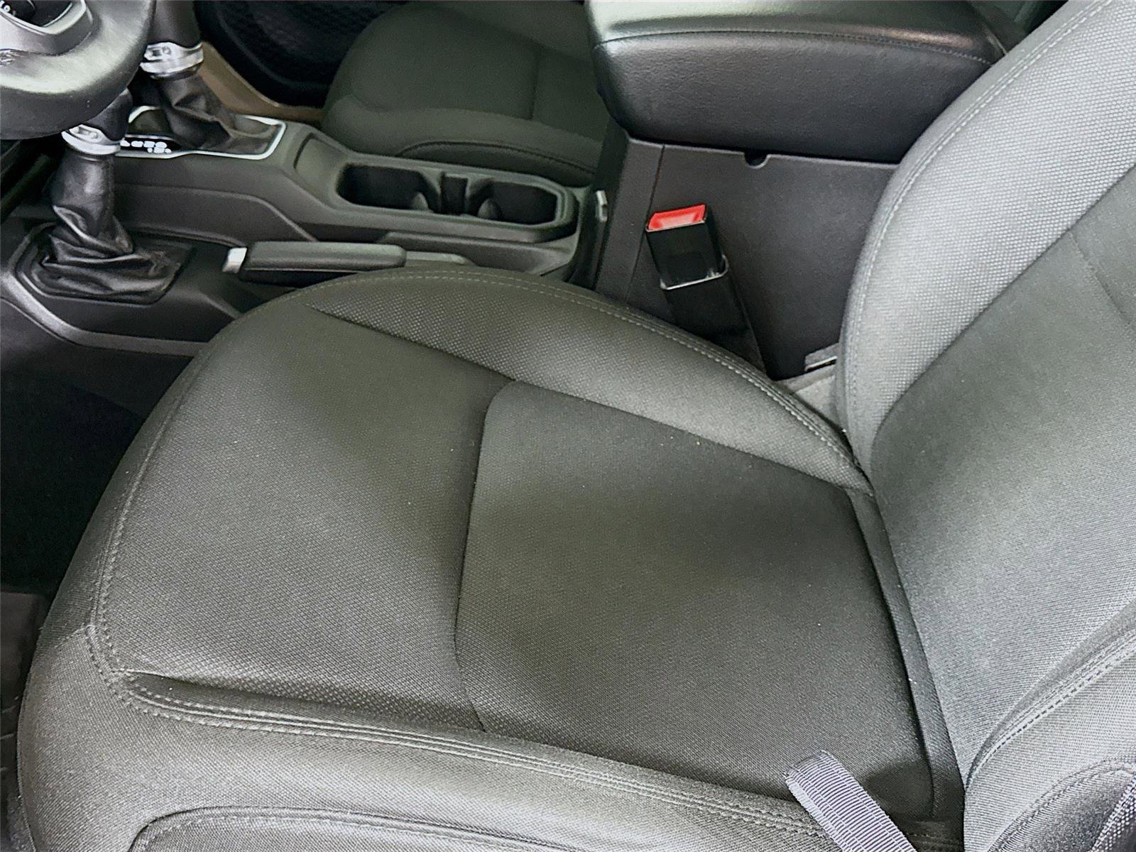 Used 2020 Jeep Gladiator Sport w/ Quick Order Package 24S image 13