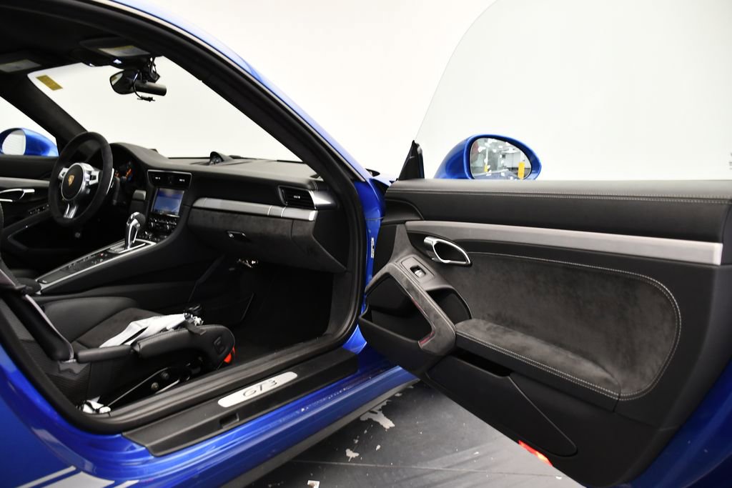 Used 2015 Porsche 911 GT3 image 36