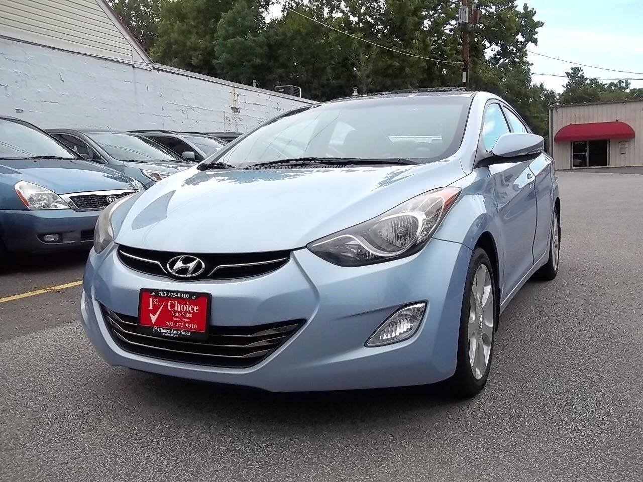 Used 2012 Hyundai Elantra Limited w/ Technology Pkg 5 FWD image 1