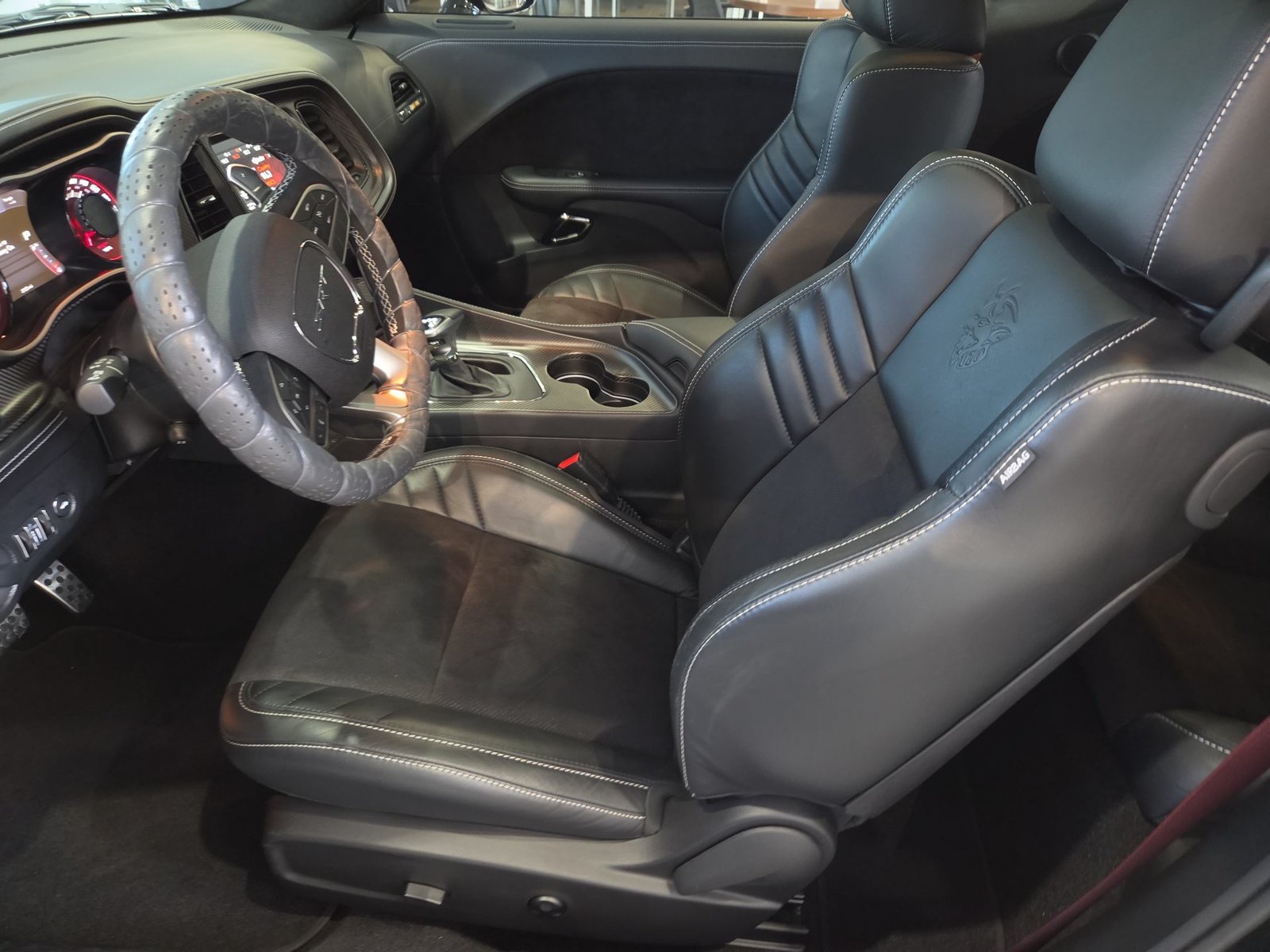 Used 2023 Dodge Challenger SRT Hellcat Redeye RWD image 19