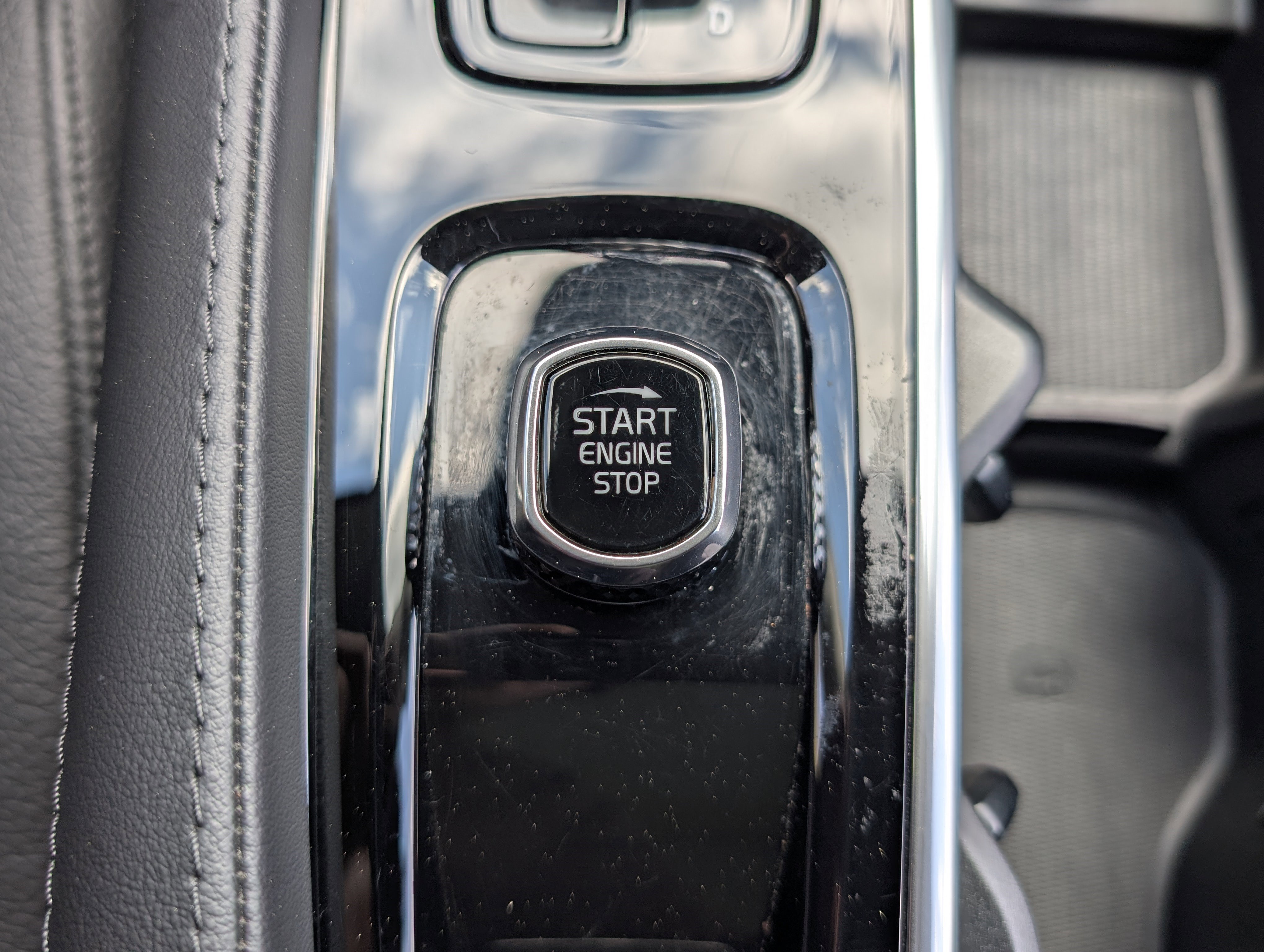Used 2024 Volvo XC90 T8 Plus w/ Protection Package Premier AWD/4WD image 34