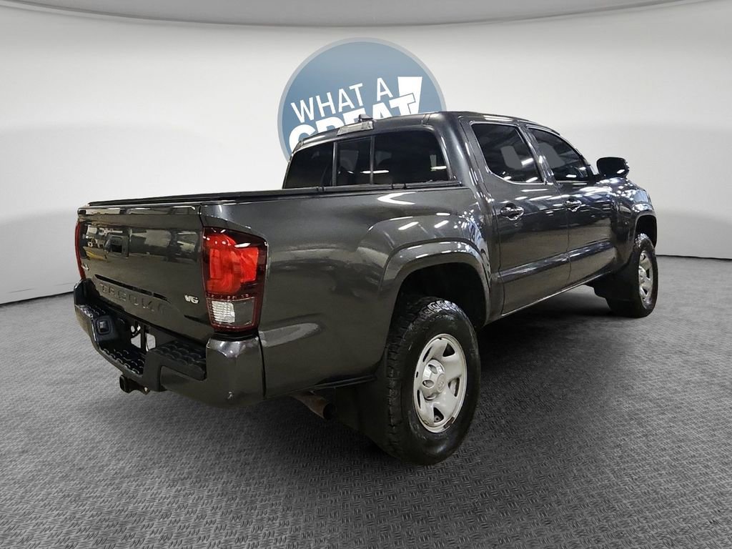 Used 2023 Toyota Tacoma SR image 3