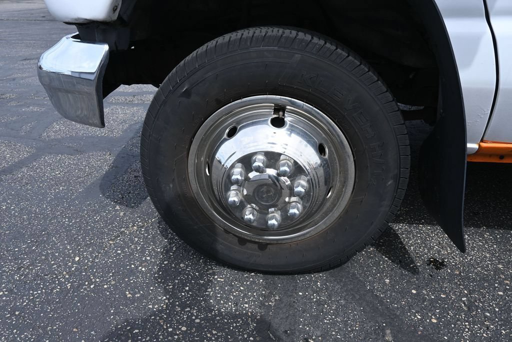 Used 2003 Ford E-450 and Econoline 450 RWD image 12