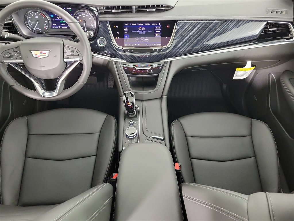 Certified 2025 Cadillac XT6 Premium Luxury w/ Technology Package image 16