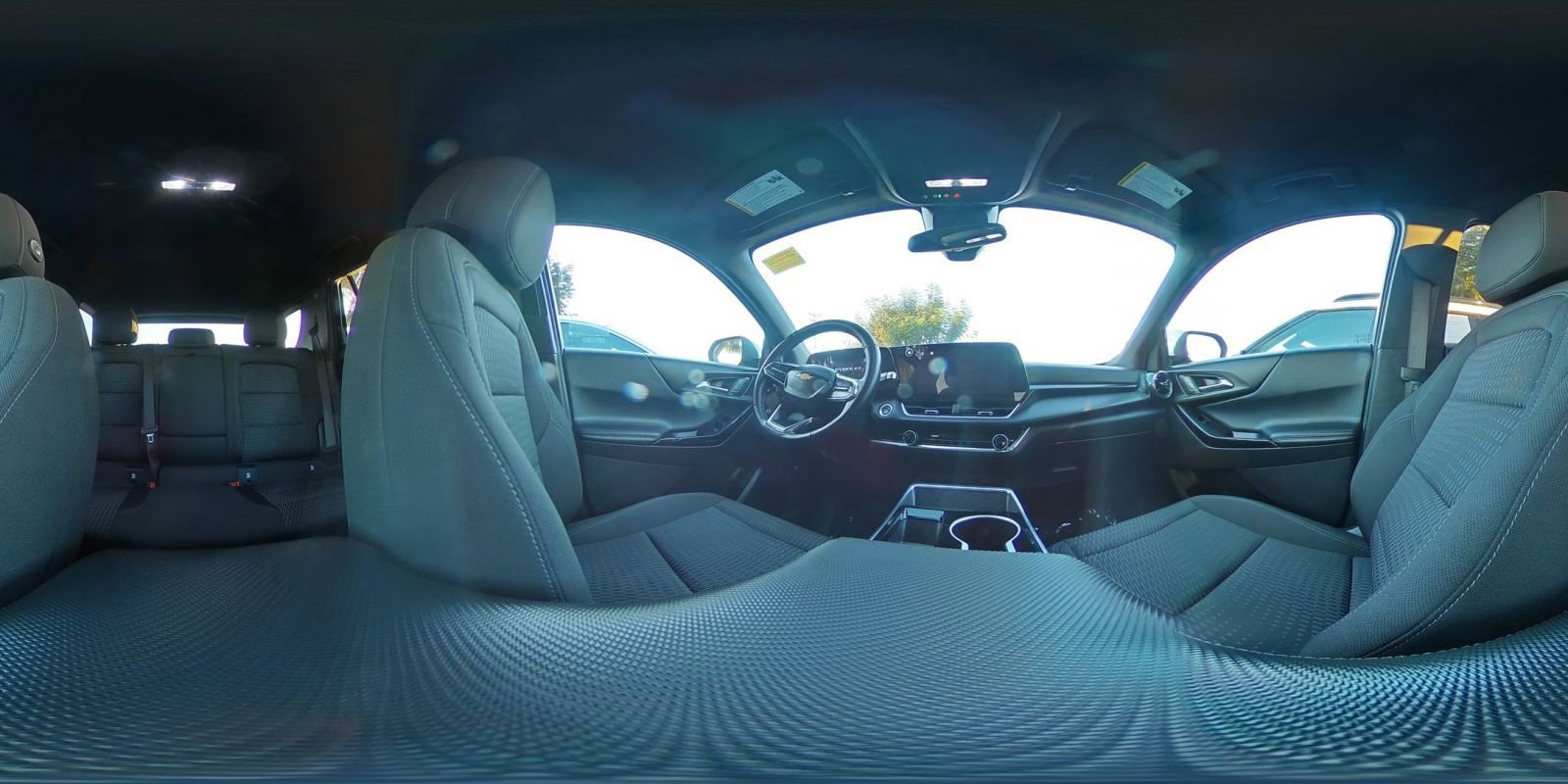 Used 2025 Chevrolet Equinox LT image 42