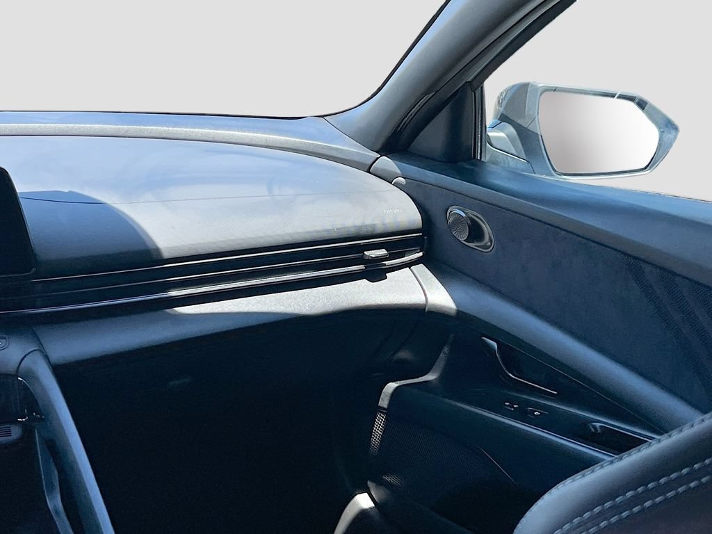 Used 2025 Hyundai Elantra N FWD image 25
