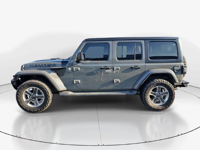 Used 2018 Jeep Wrangler Unlimited Sahara AWD/4WD image 8