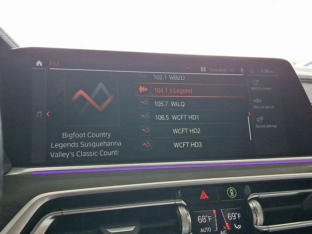 Used 2023 BMW X5 xDrive40i w/ Premium Package image 16