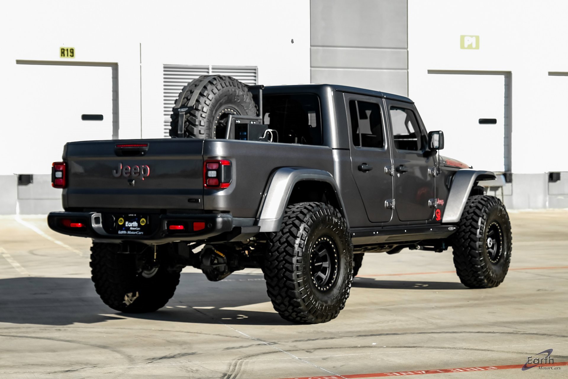 Used 2020 Jeep Gladiator Rubicon image 14