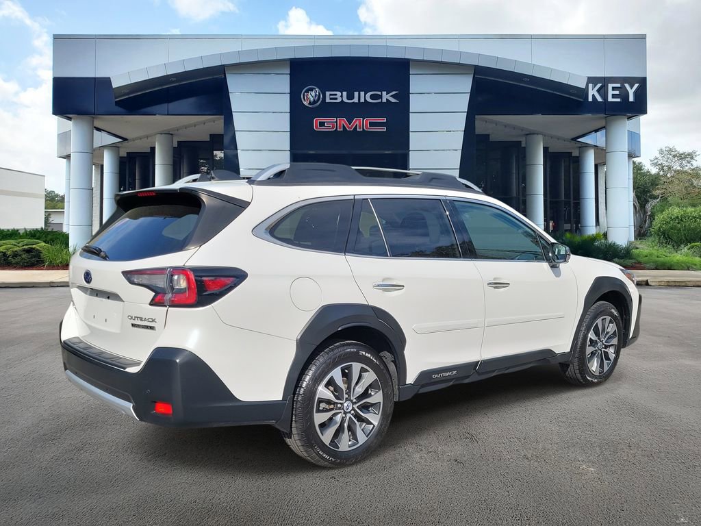 Used 2023 Subaru Outback Touring XT image 4