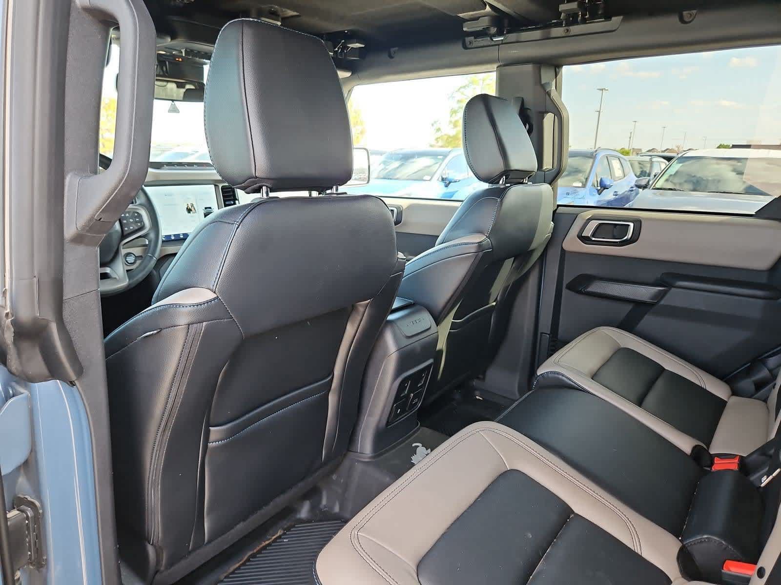 Used 2024 Ford Bronco Wildtrak AWD/4WD image 17