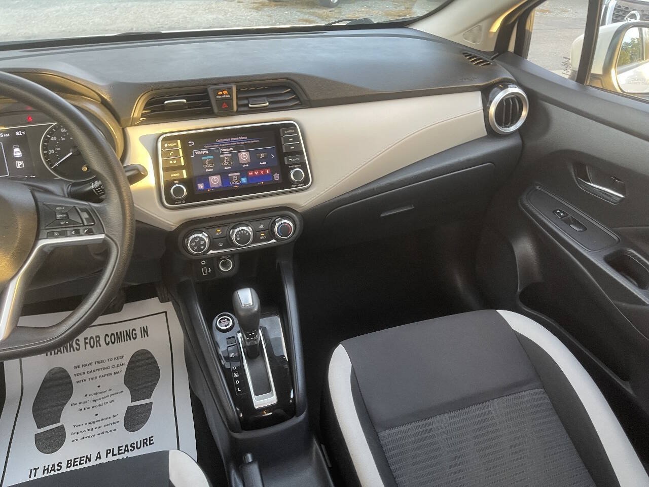 Used 2021 Nissan Versa SV FWD image 19