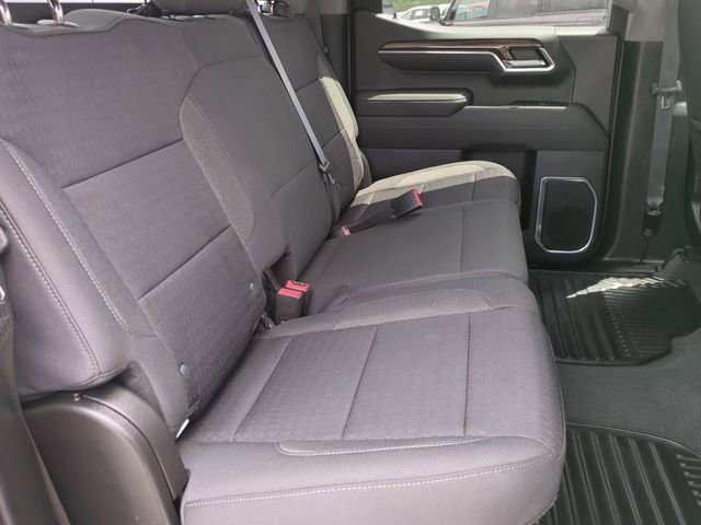 Used 2022 Chevrolet Silverado 1500 LT AWD/4WD image 35