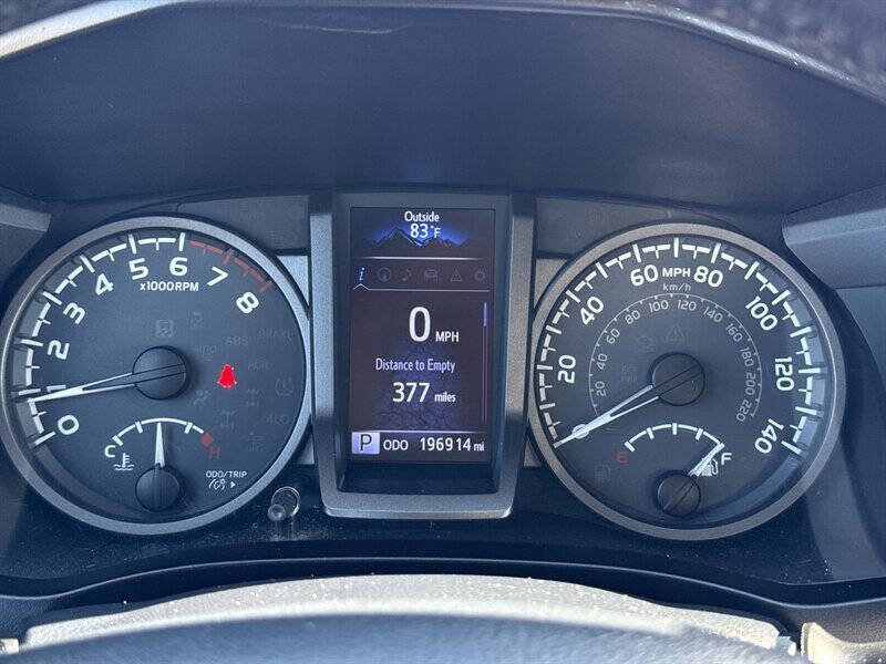 Used 2019 Toyota Tacoma TRD Sport image 24