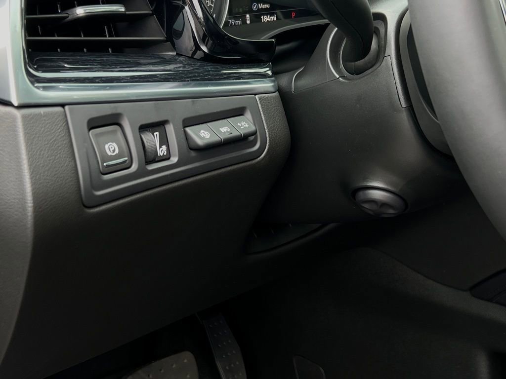 Used 2025 Cadillac XT5 Premium Luxury w/ Technology Package image 8