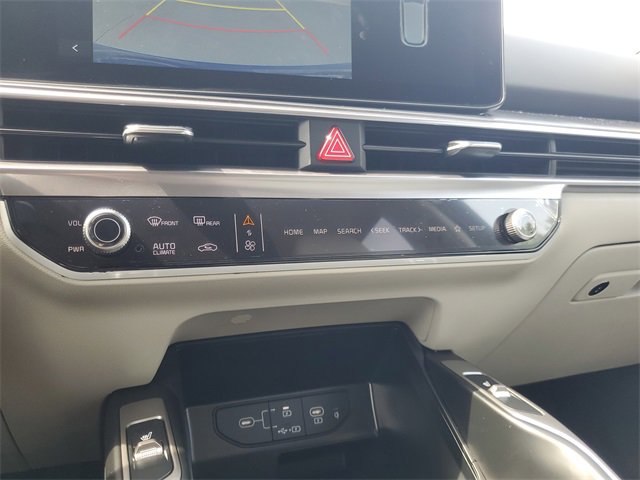 New 2025 Kia Sorento S image 24
