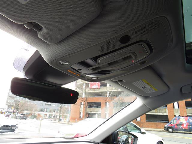 Used 2021 Audi e-tron Premium Plus w/ Premium Plus Package image 15