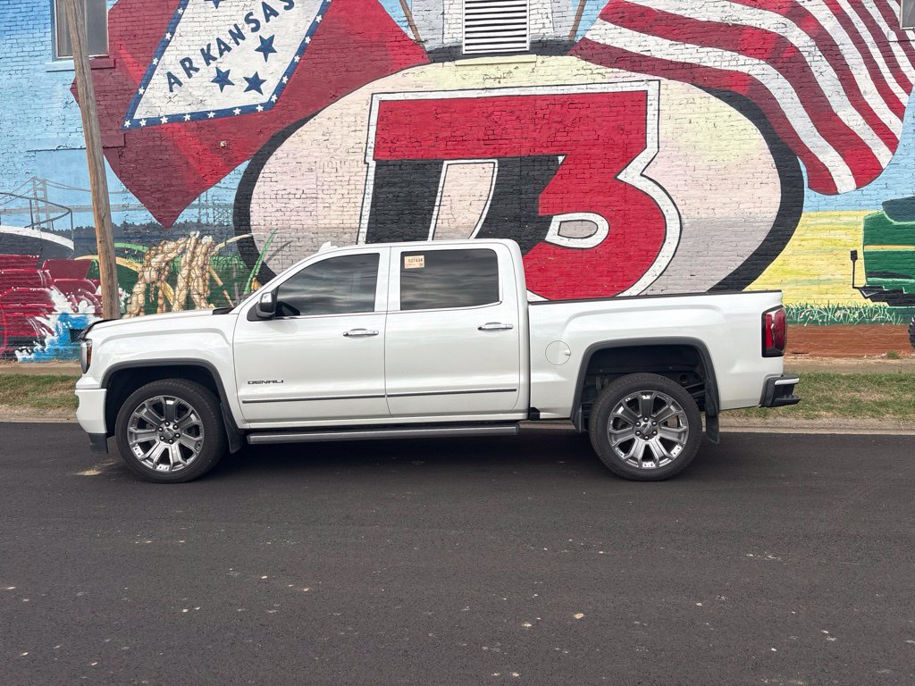 Used 2017 GMC Sierra 1500 Denali w/ Denali Ultimate Package AWD/4WD image 4