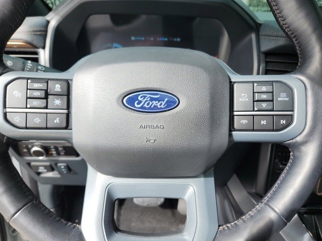 Used 2024 Ford F150 Lightning Lariat image 18