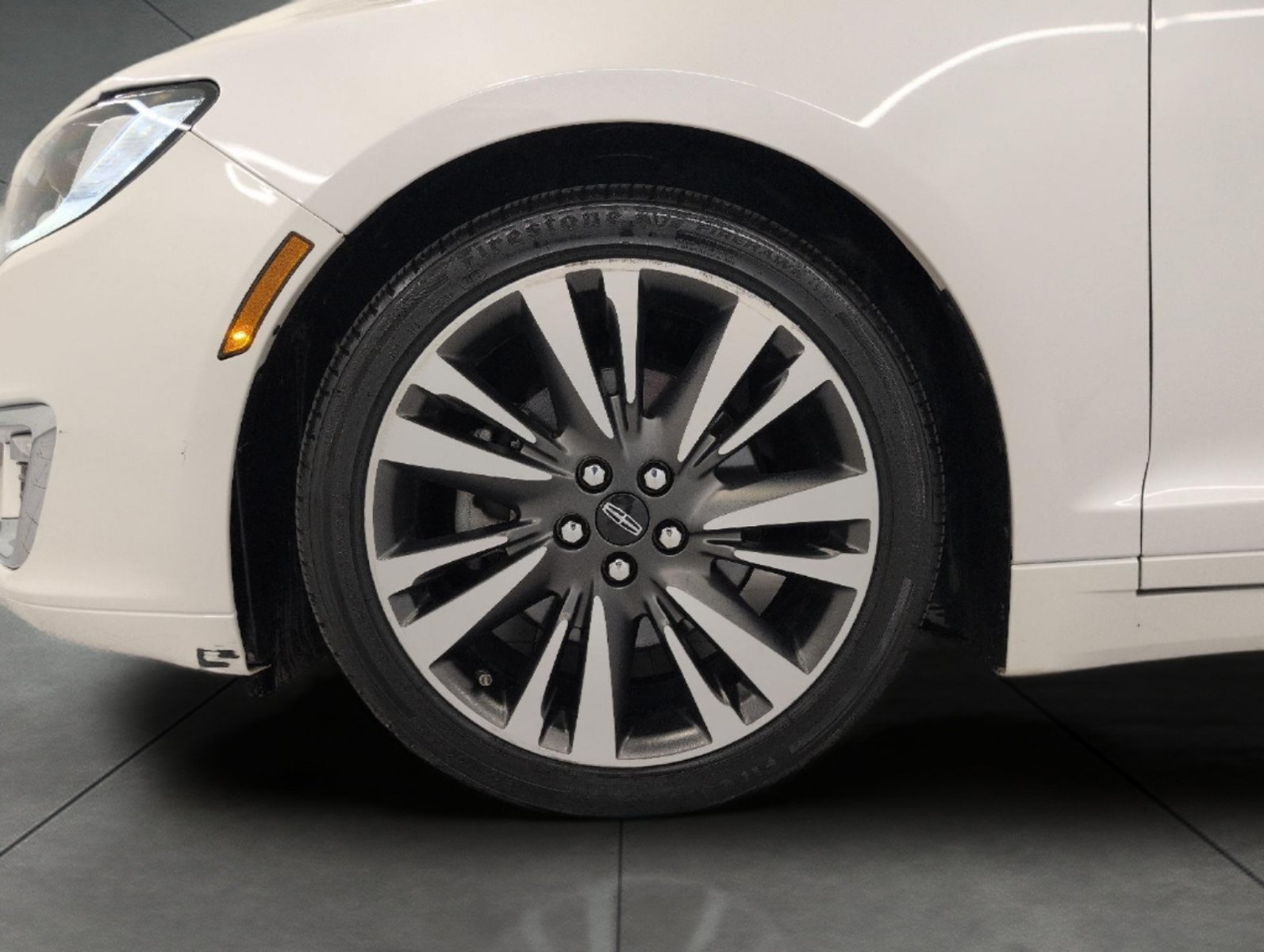 Used 2017 Lincoln MKZ Reserve w/ Climate Package AWD/4WD image 4