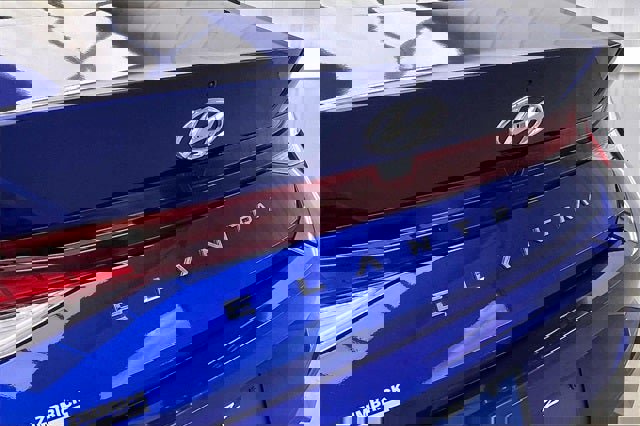 Certified 2023 Hyundai Elantra SEL w/ Cargo Package image 9