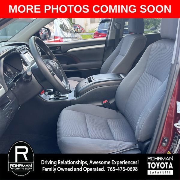 Used 2015 Toyota Highlander LE AWD/4WD image 9