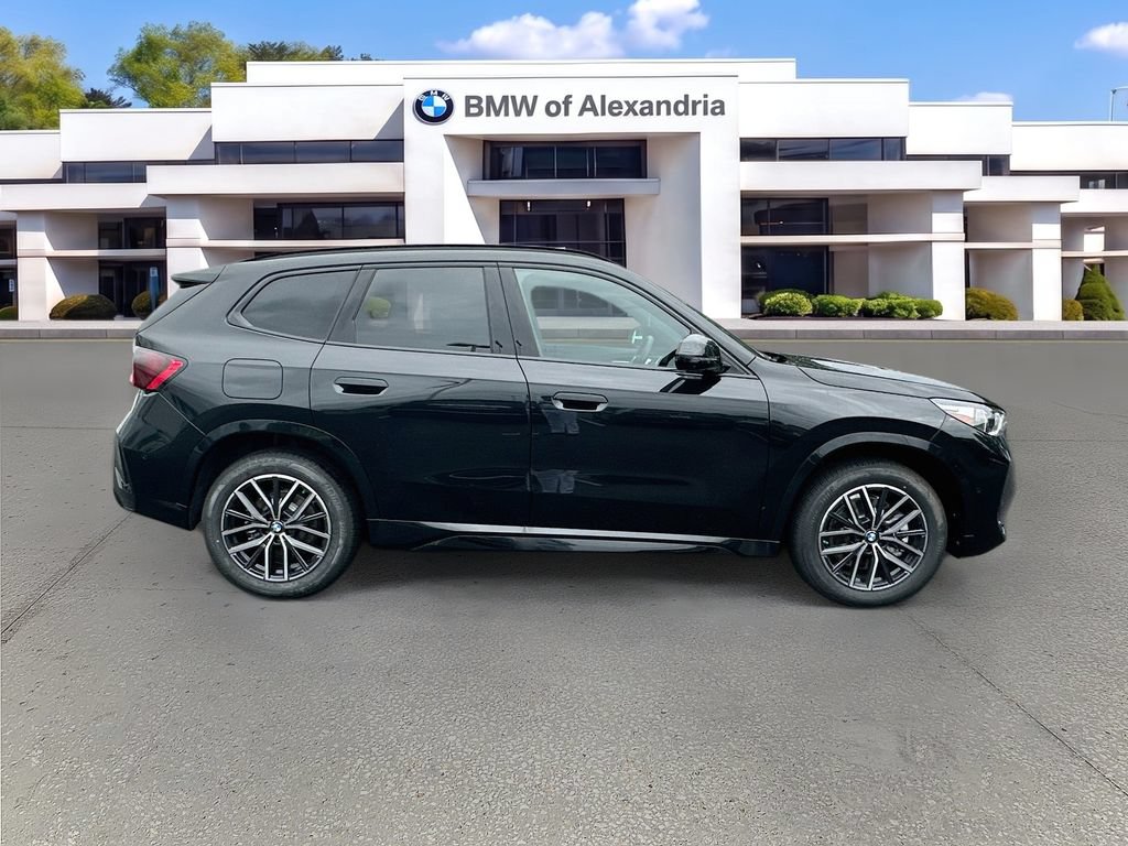 New 2027 BMW X1 xDrive28i AWD/4WD image 4