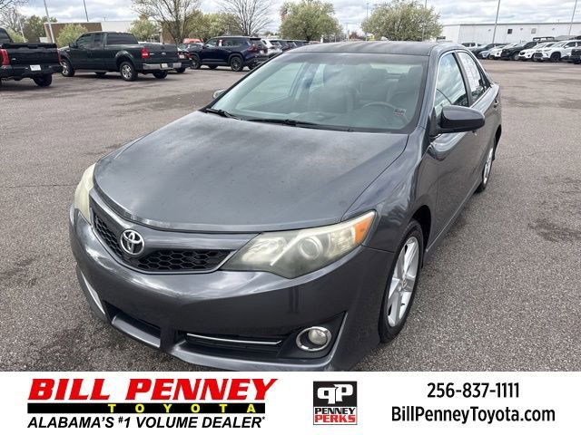 Used 2012 Toyota Camry SE image 1