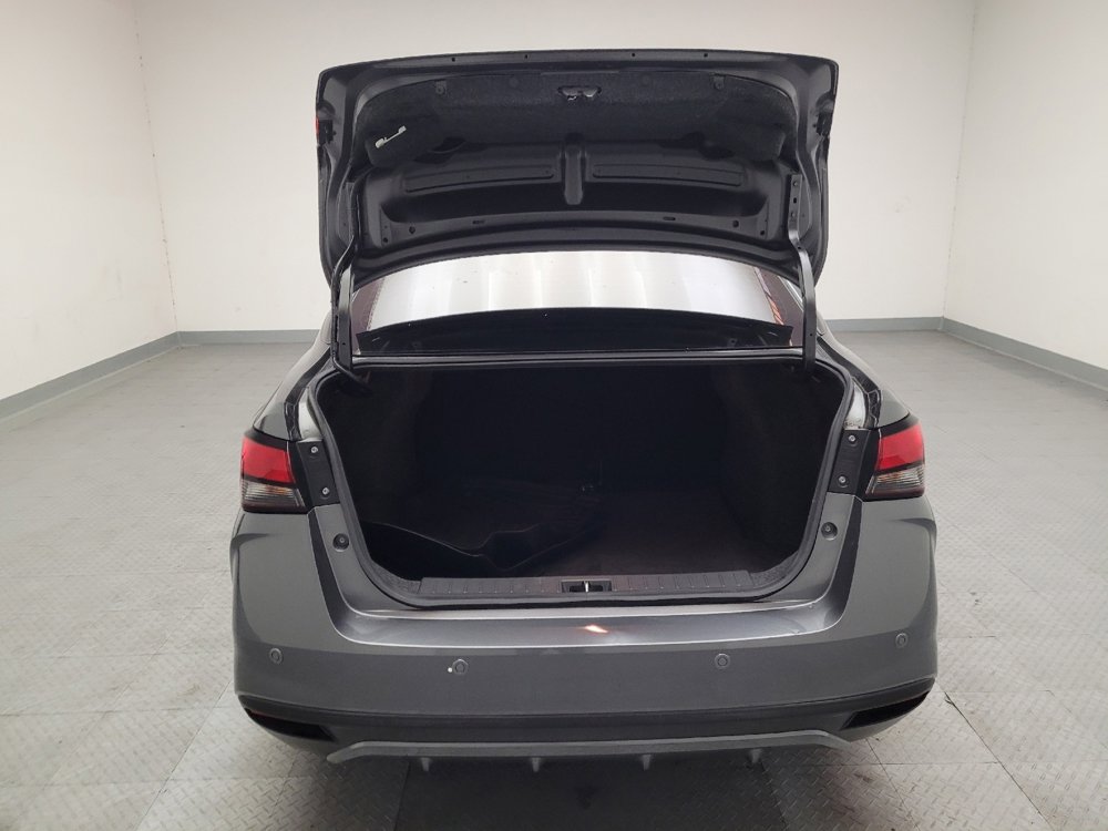 Used 2021 Nissan Versa SV FWD image 29