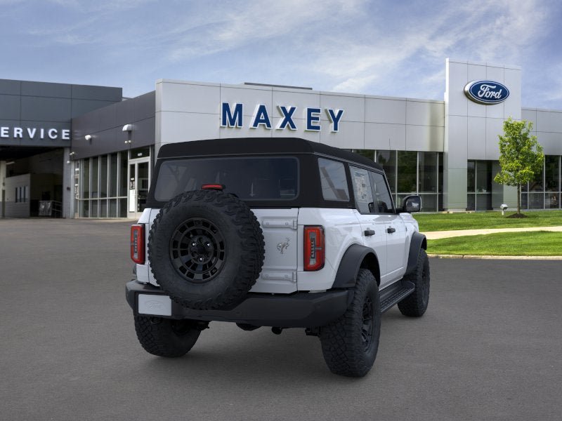 New 2026 Ford Bronco Outer Banks w/ Sasquatch Package AWD/4WD image 8